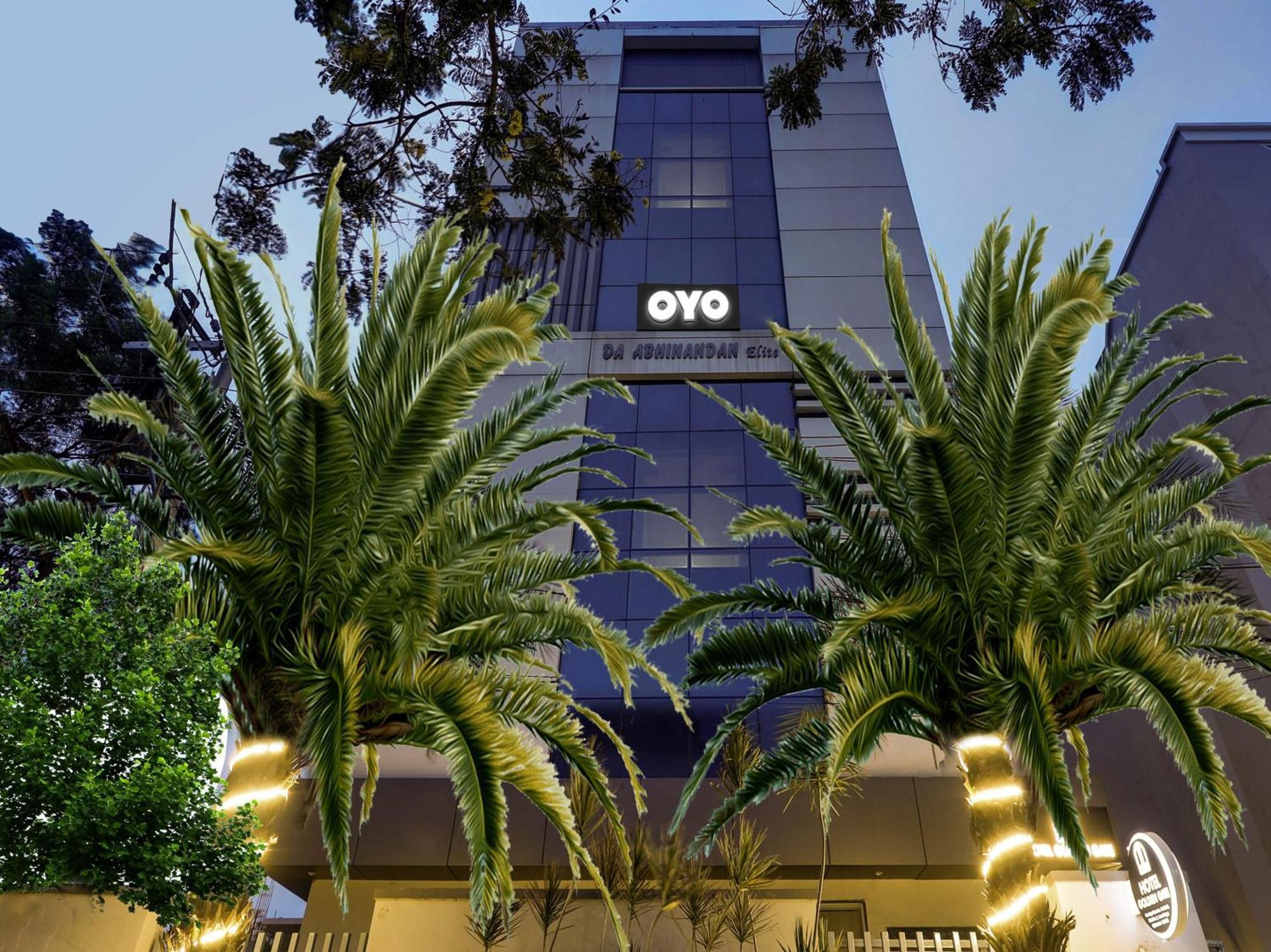 Collection O Golden Gate Hotel Hyderabad Exterior foto